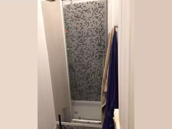 COP-BATHROOM#3b