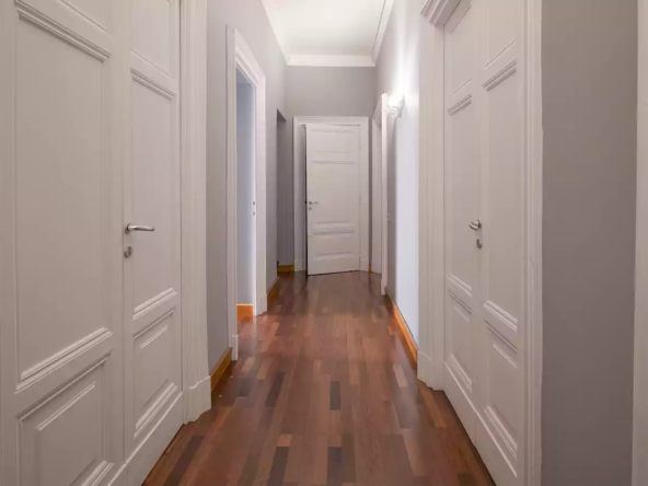 GAR-HALLWAY#2