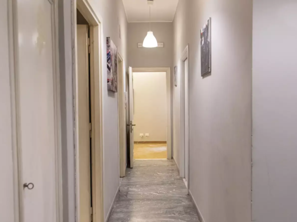 AQU-HALLWAY#2