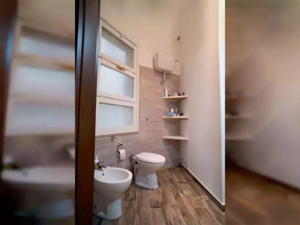 ROM-BATHROOM#4