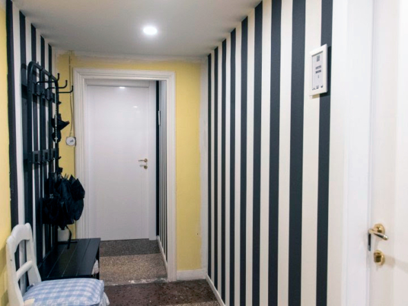 BAM-HALLWAY#1